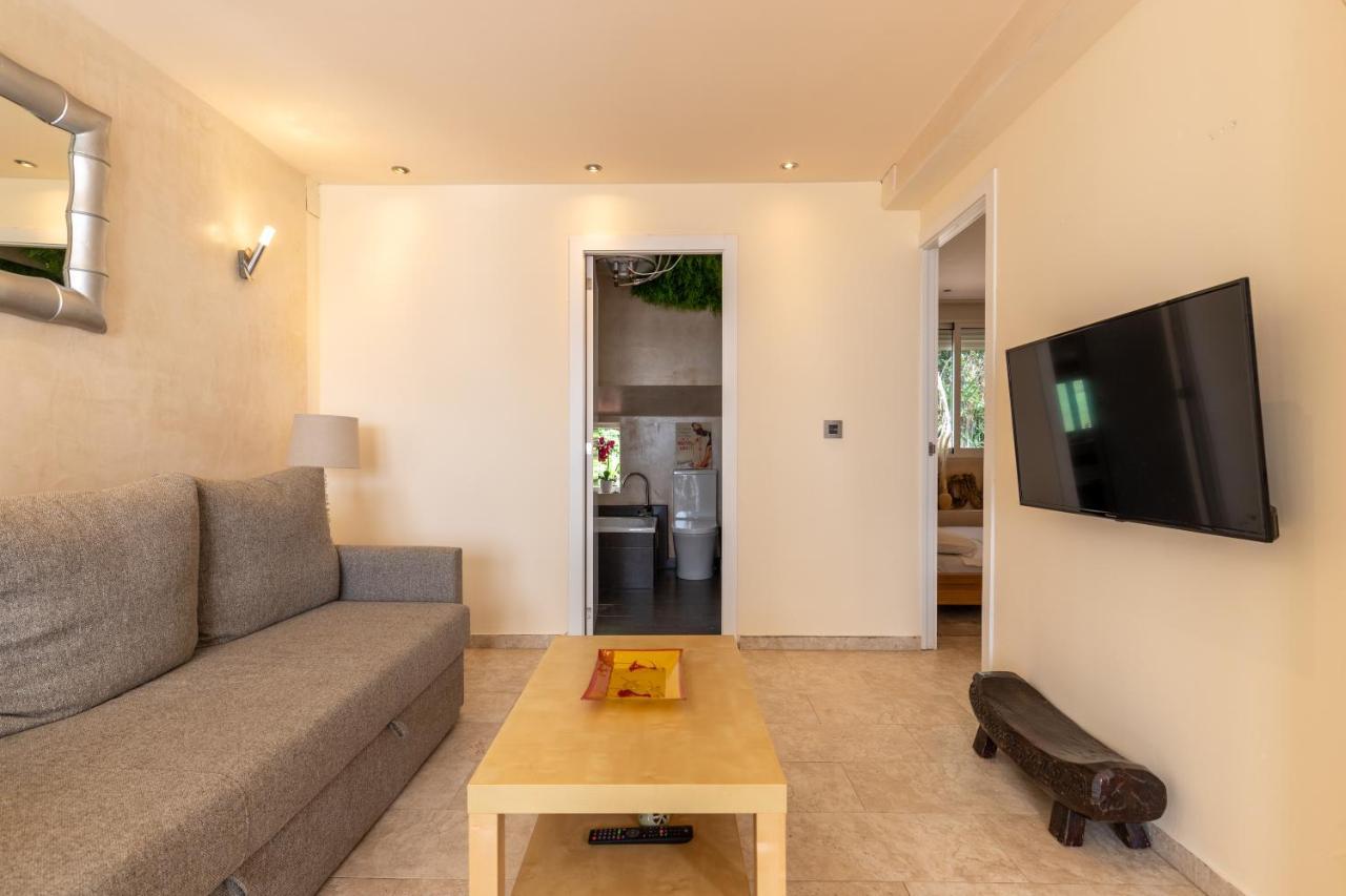 Seabreeze Carihuela Apartment Torremolinos Eksteriør billede